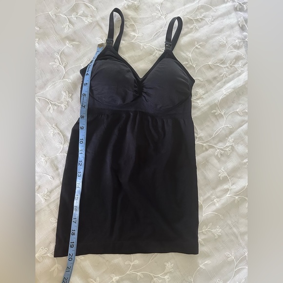 🥰 2/$25 Kindred Bravely simply sublime nursing tank - Picture 6 of 9